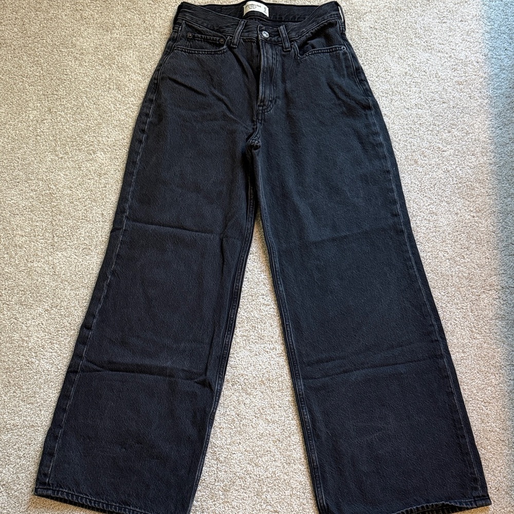 Abercrombie & Fitch Black Wide-Leg Women’s Jeans